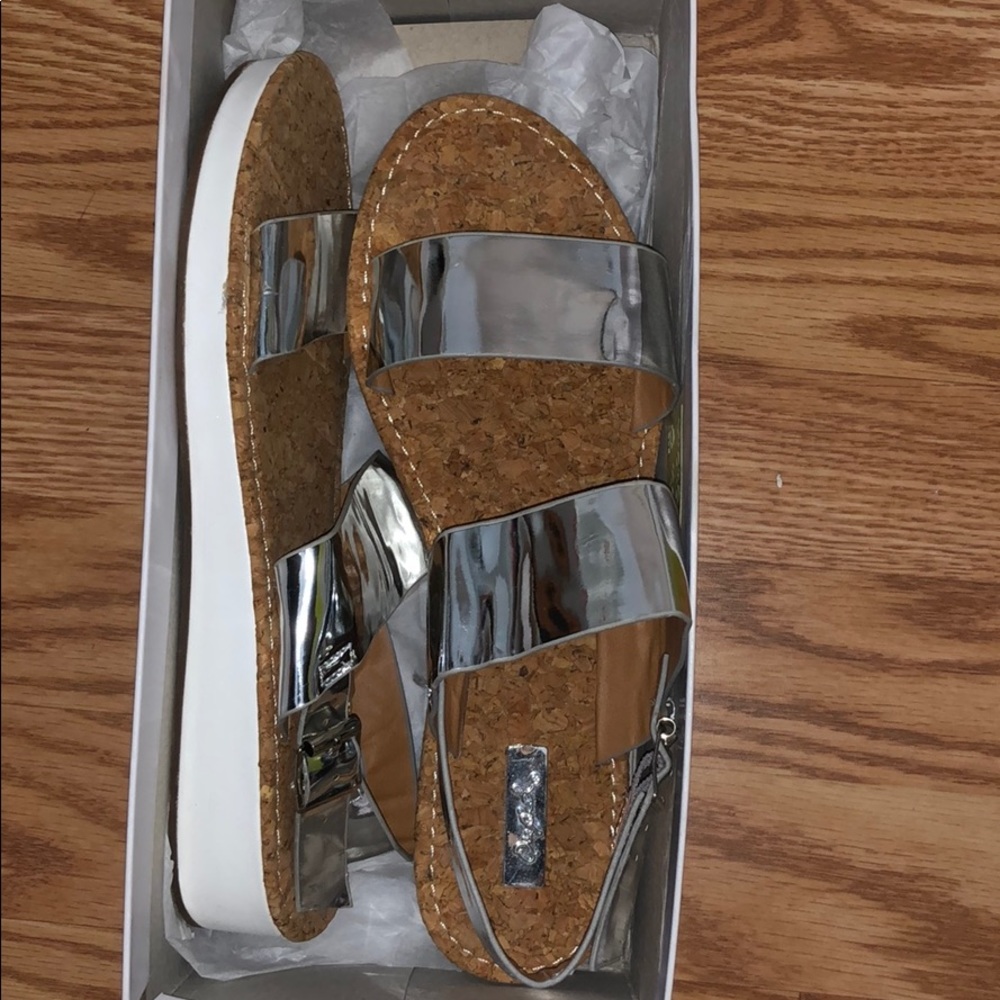 sandal